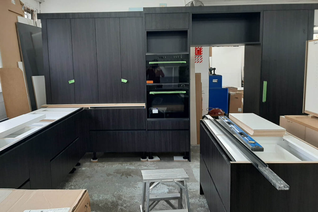 Custom Kitchen Cabinets